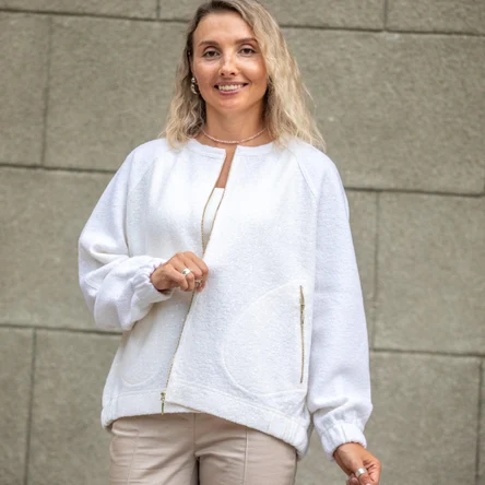 Бомбер с пайетками